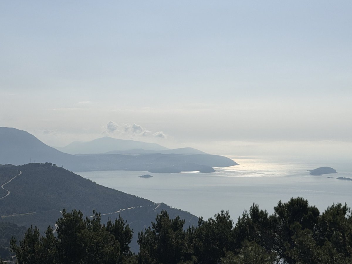 Alastair Hilton tweet media