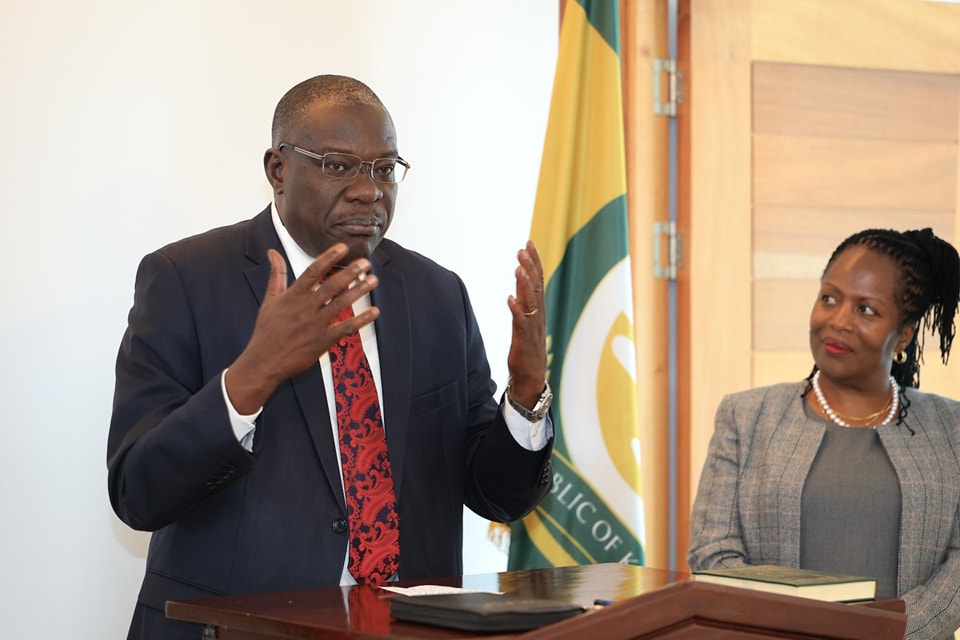 amugosiya's tweet photo. Witnessed the swearing-in presided over by Martha Koome of Francis Meja as Chairperson of the Public Service Commission of Kenya, alongside new commissioners of the Kenya Law Reform Commission — Emmanuel Mumia, Catherine Ochanda and Walter Ochieng Khobe — and Charfano Guyo Mokku as a member of the National Heroes Council.
The Chief Justice urged the PSC to make government a model employer grounded in merit, transparency, fairness and integrity, and called on the Law Reform Commission to advance proactive, evidence-based legal reforms aligned with constitutional values