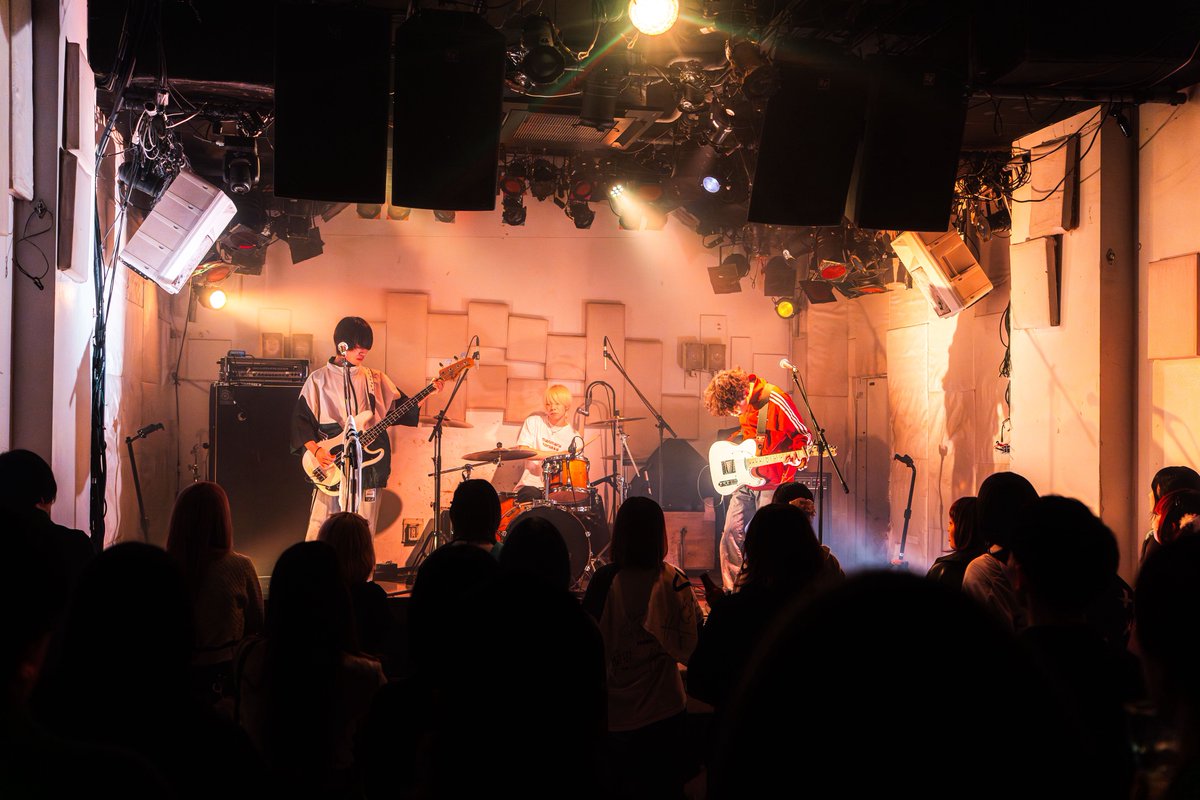 《NEW LIVE🐎🐎》

FREE!!! vol,48
📍渋谷TOKIO TOKYO

4/20 (月)
OPEN 18:10 / START 18:30
ADV / DOOR ¥0 + 2D

TheΣ 
Fusee
QLEPALETTE 
Shawoo 

ご予約はこちら：forms.gle/ZWHDUDMtRJksbx…