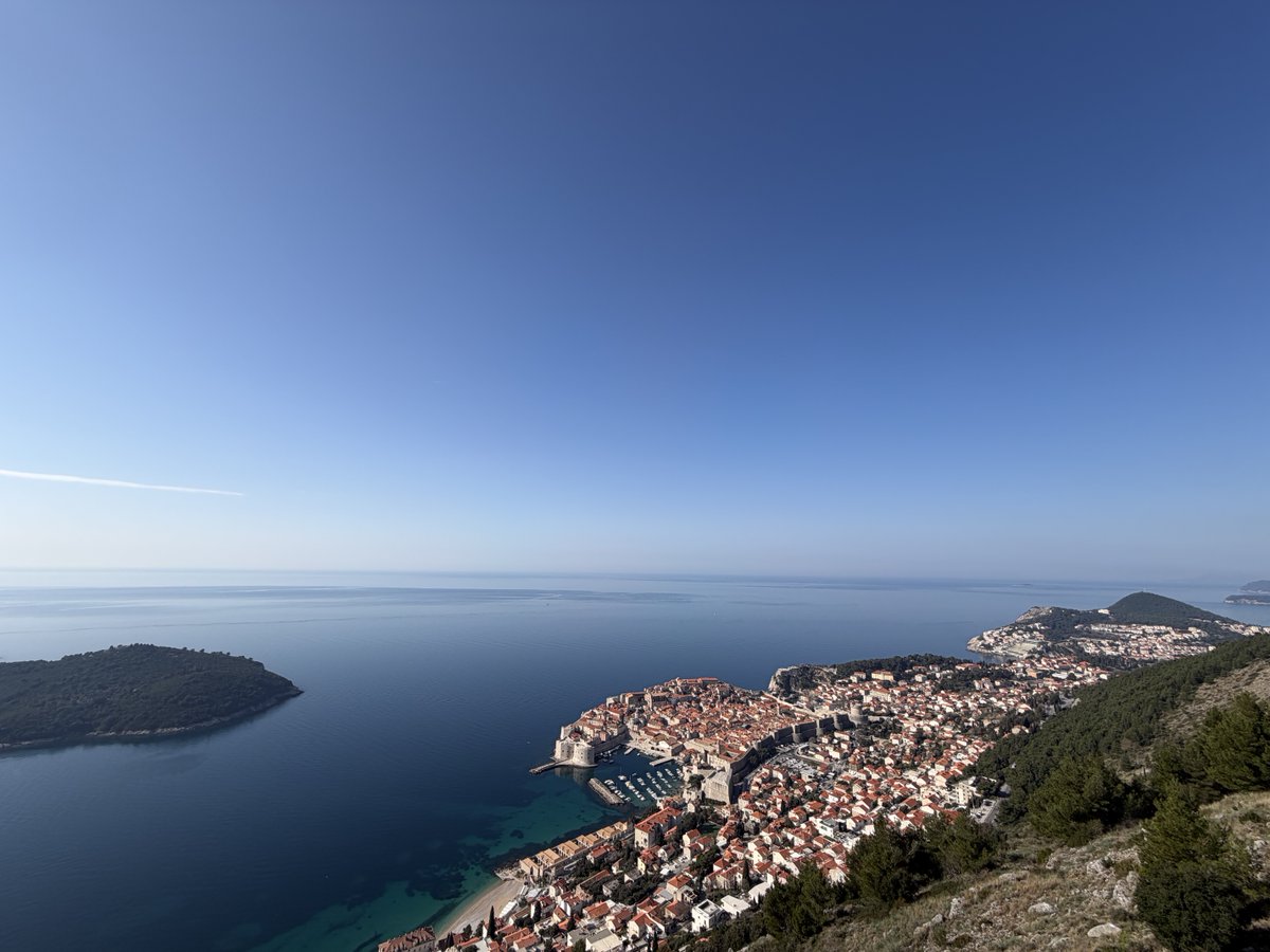 Alastair Hilton tweet media