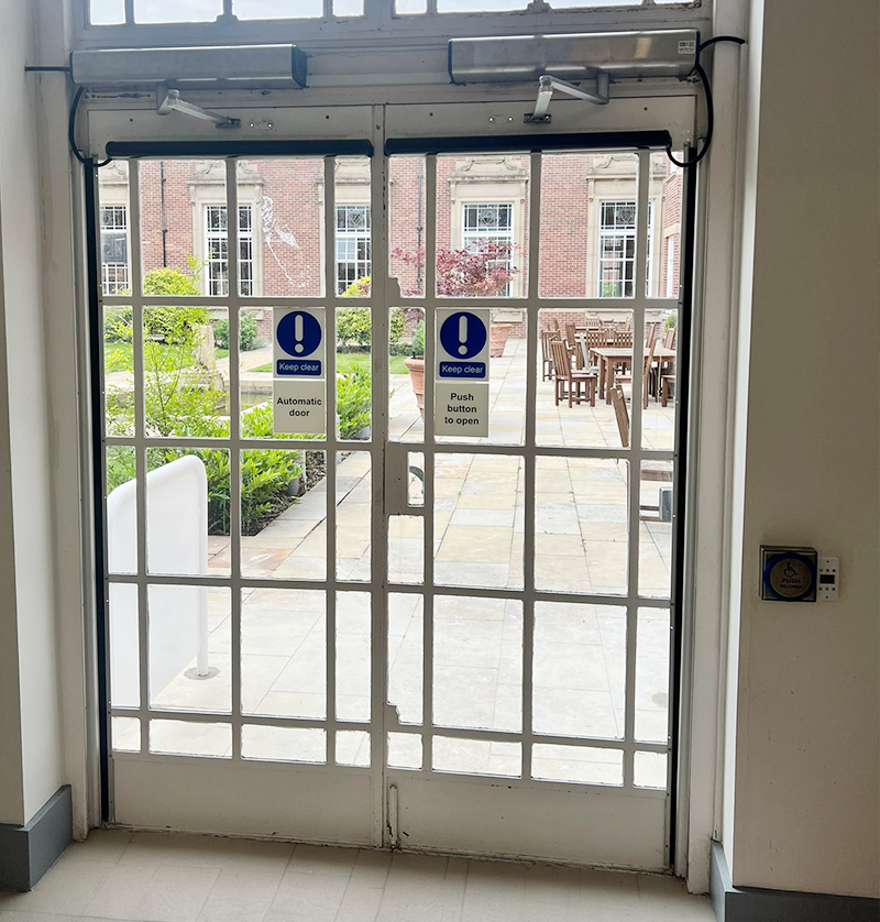 adcentrances's tweet photo. 𝗨𝗽𝗴𝗿𝗮𝗱𝗲 𝘆𝗼𝘂𝗿 𝗱𝗼𝗼𝗿𝘀 𝘄𝗶𝘁𝗵𝗼𝘂𝘁 𝗳𝘂𝗹𝗹 𝗿𝗲𝗽𝗹𝗮𝗰𝗲𝗺𝗲𝗻𝘁! 🚫 
ADC retrofits manual doors to automatic - cost-effective, quick, and keeps your building’s original charm.
#AutomaticDoors #BuildingUpgrade #AccessibilitySolutions https://t.co/AGUhocOZtL