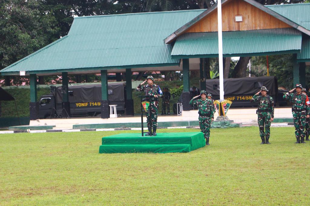 korem132palu's tweet photo. Danrem 132/Tdl Buka Latihan Proglatsi Satgas Sistem Blok (PSSB) Satgas Pamtas RI–PNG Yonif 714/Sintuwu Maroso

#kodam23palakawira
#korem132tdl
#tniadmengabdidanmembangunbersamarakyat https://t.co/ISGCYEDMun