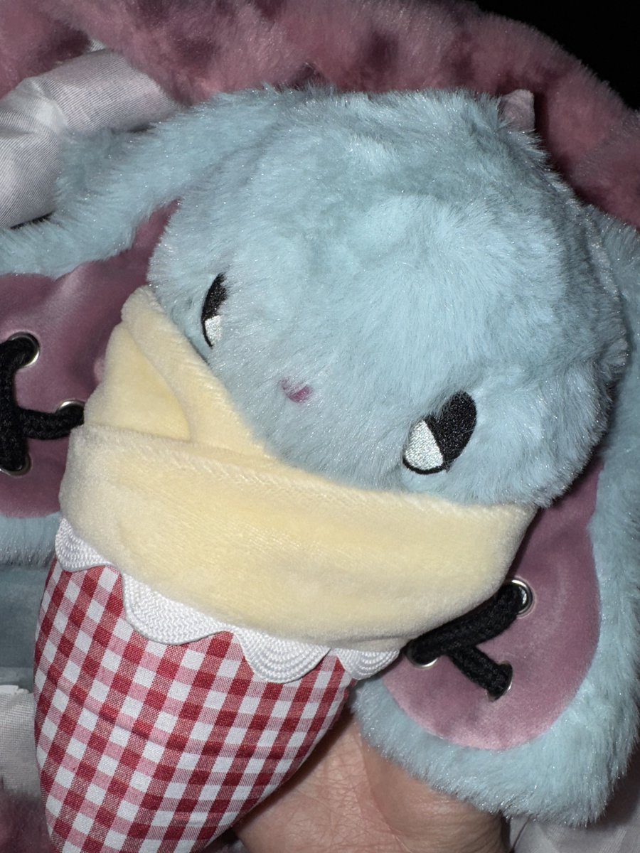 완。。♥ tweet media