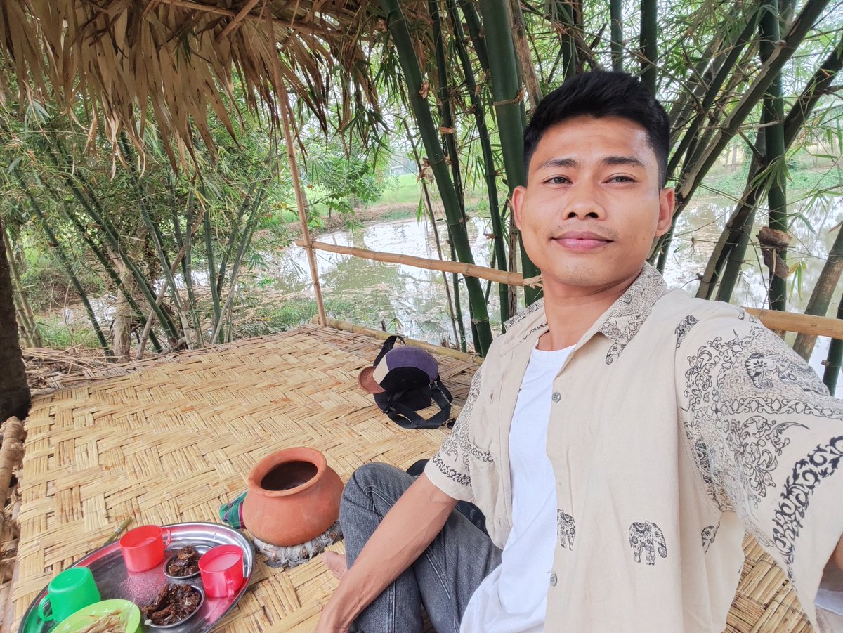 Lin Htet tweet media