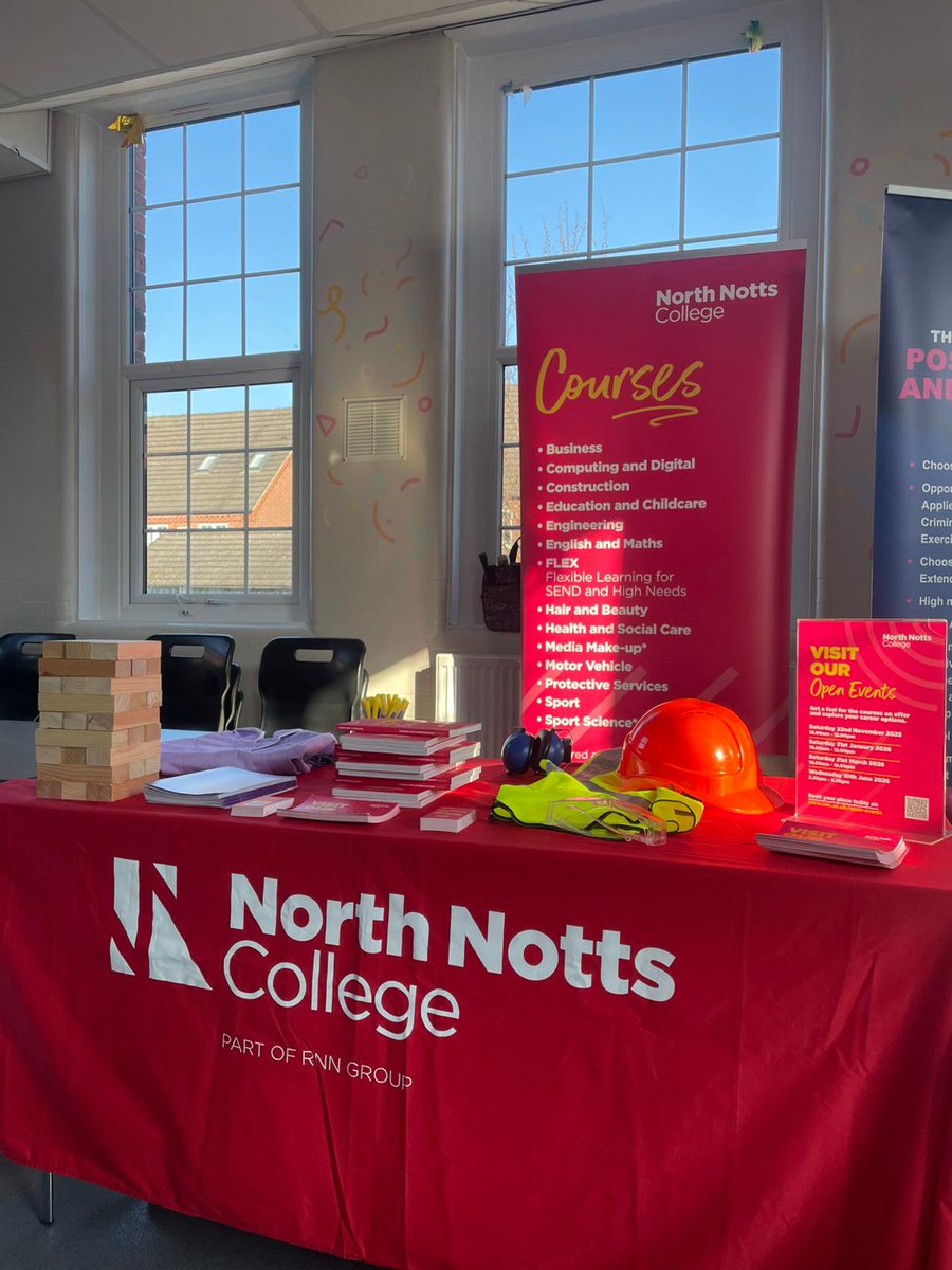 North Notts College tweet media