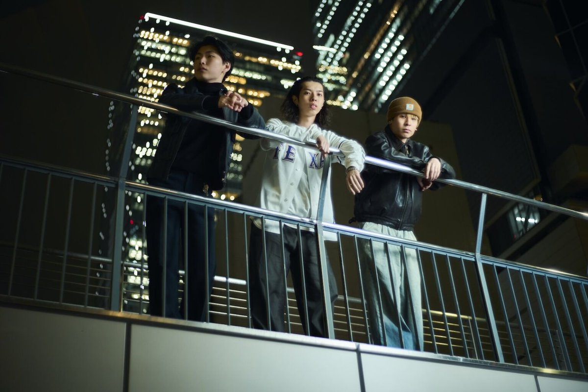 Spincoaster's tweet photo. 【INTERVIEW】「歌いたいことがある」──転換点を迎えるHALLEY、新体制初のシングル“Melodies”を語る
https://t.co/KlVYUWsnRN

歩みを止めなかった3人。その選択の裏にはどんな思いがあるのか、じっくりと語ってもらった @halleyellah https://t.co/6AGz8tWBuZ