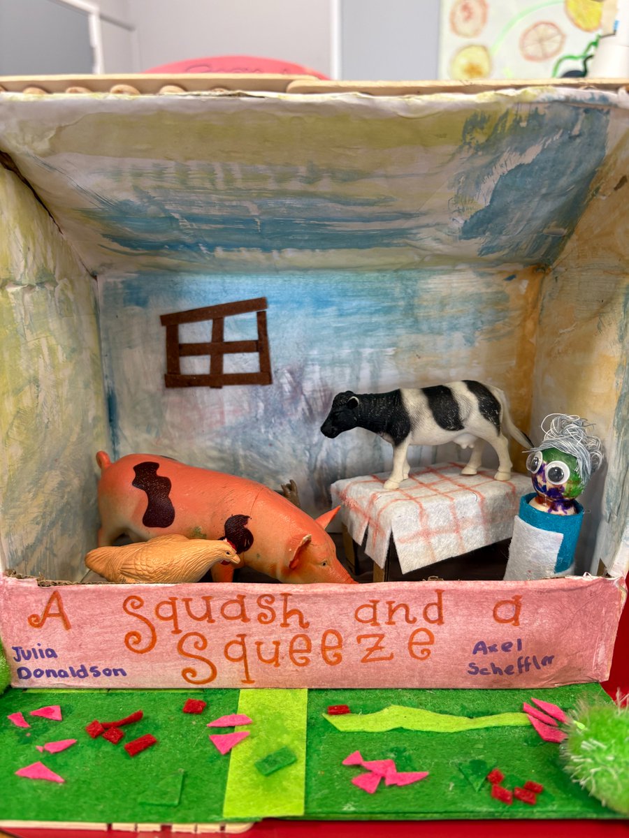 Rowena Academy tweet media