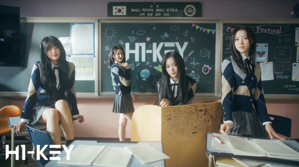 H1 Key France #TOMYFIRSTLOVE 💌 tweet media
