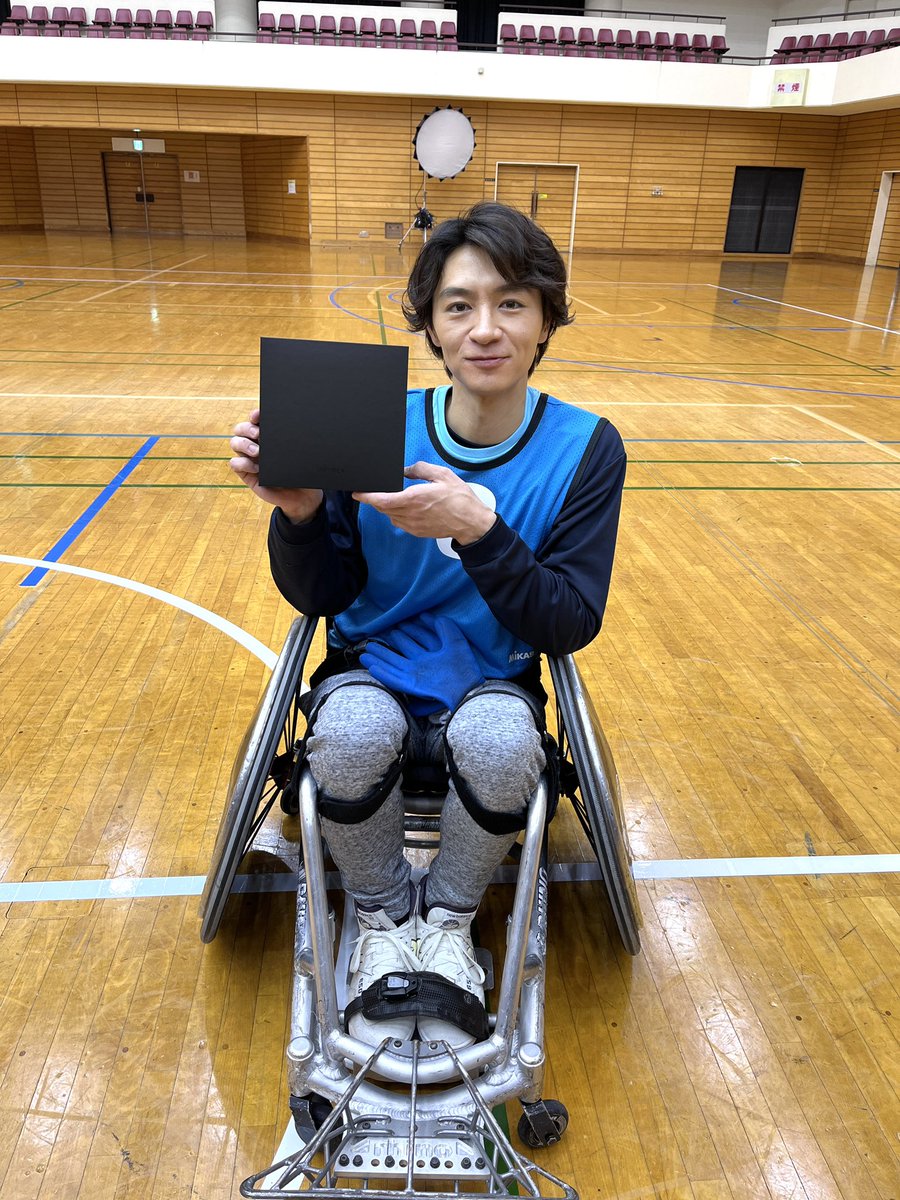 【公式】TBS日曜劇場『ＧＩＦＴ』⁖✦ 4月スタート！ tweet media