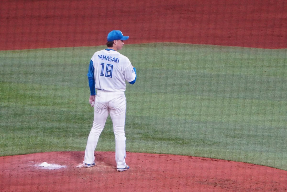 choco1642's tweet photo. 2026.3.5
新しいゲームをするかわいい福也と
ピッチングのかっこいい福也

#lovefighters
#山﨑福也 https://t.co/wTjUq1jQQm