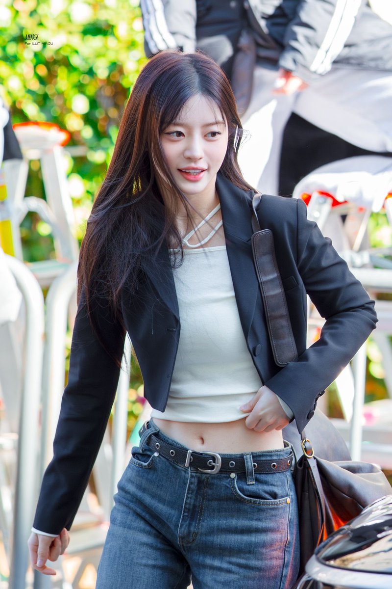kitrain_'s tweet photo. 가끔 너의 처연함이 느껴질 때가 있다 https://t.co/j9weSvQNmm