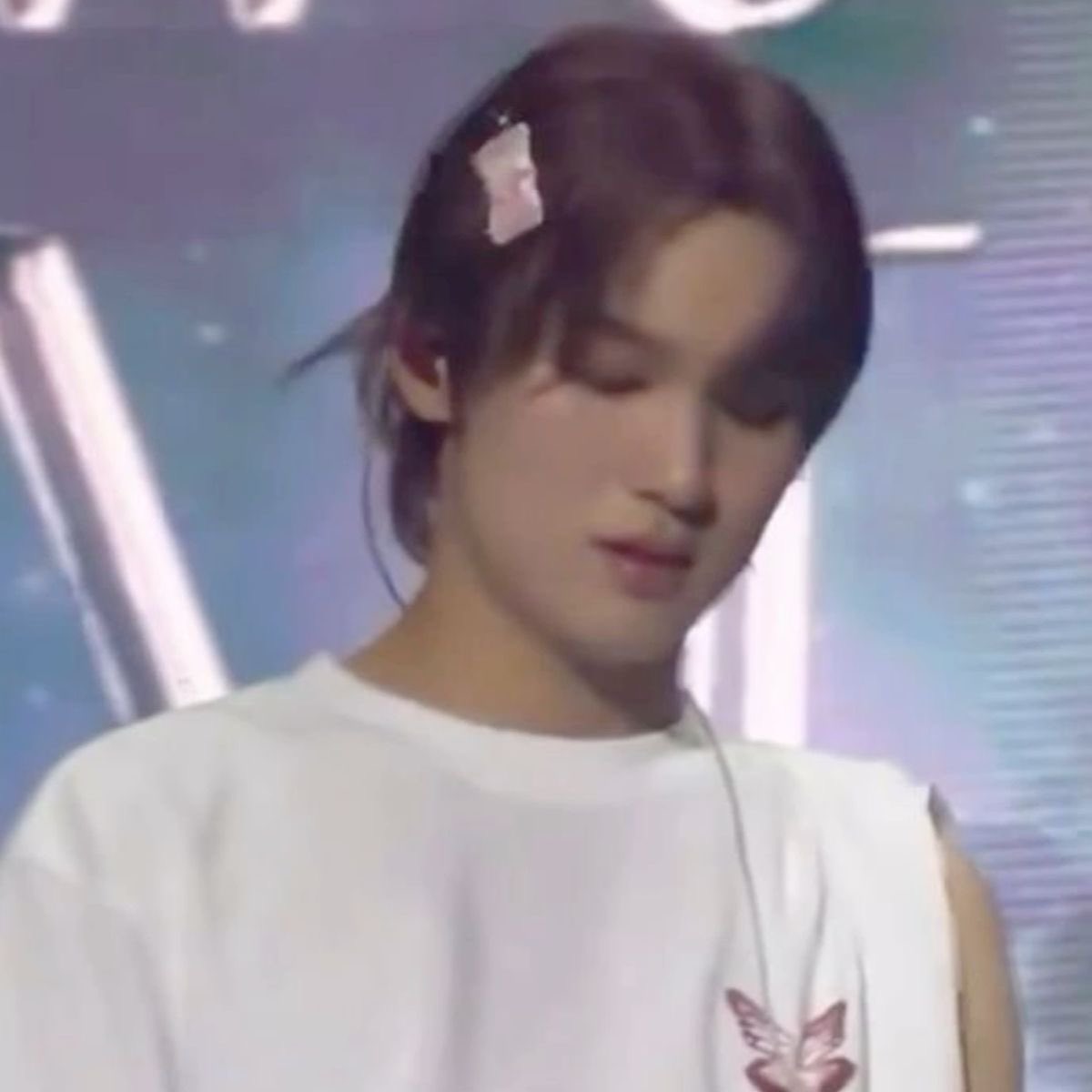 Ajelcantik tweet media