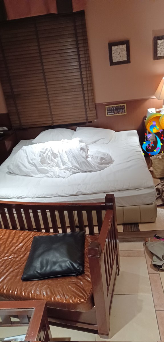 京都のラブホテル！
京都南インターらへんの
ここ安めやのに中綺麗から好きっす

 #京都
 #ラブホテル

事後画ですいません(૭ ᐕ)૭