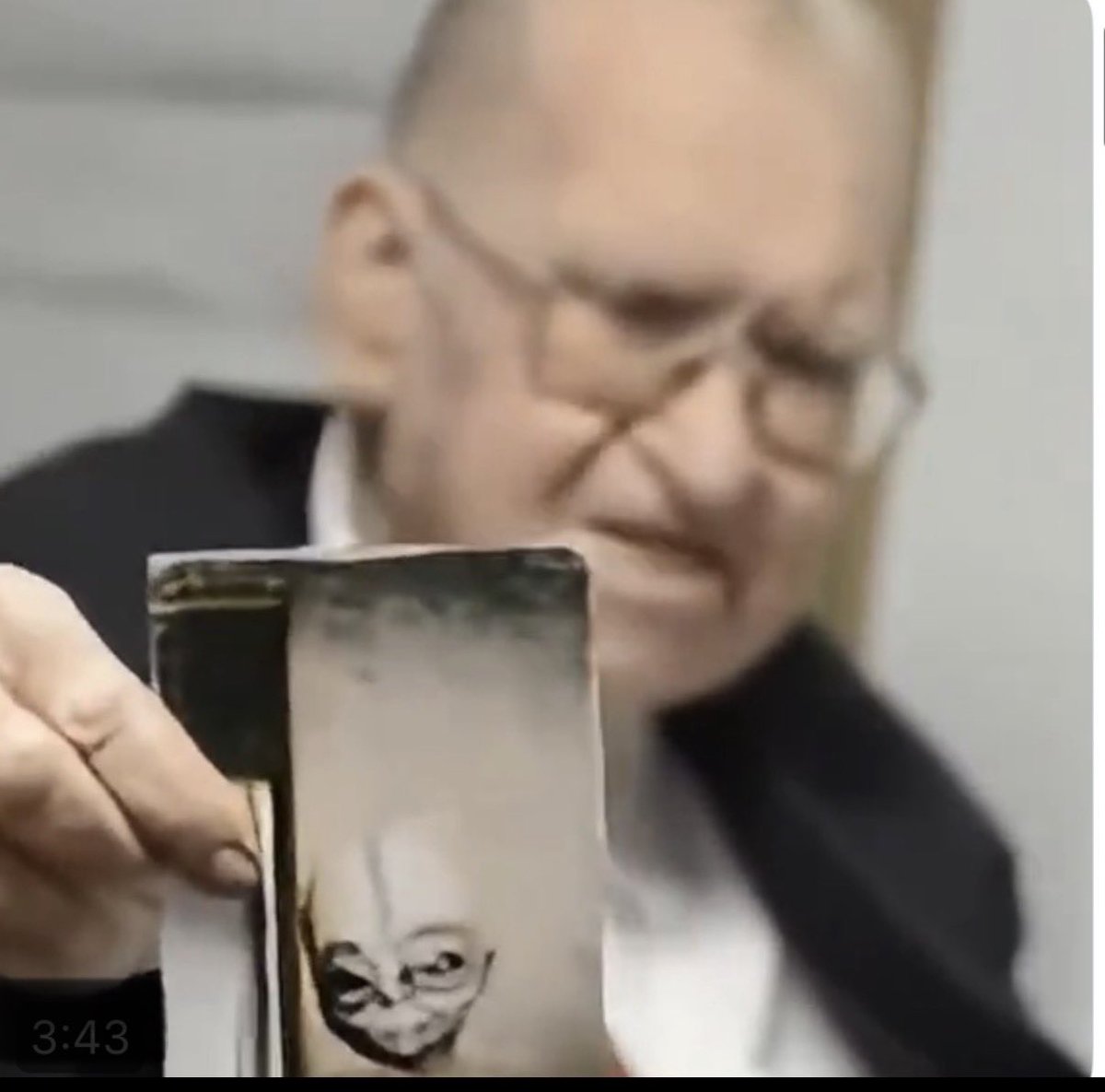 Jon Stewart tweet media