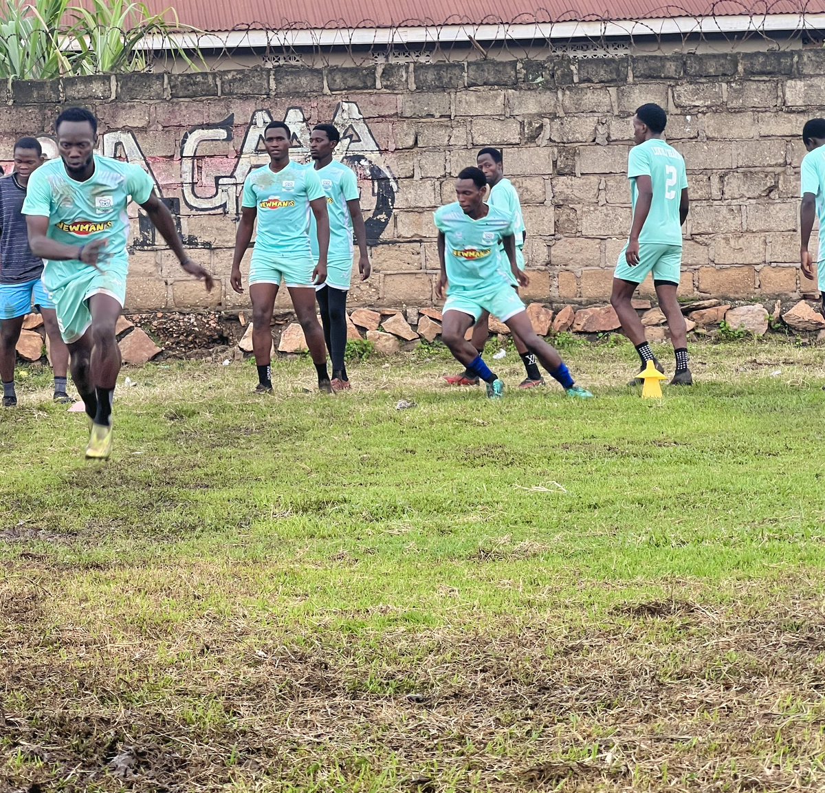 LukuliFc58's tweet photo. Preps in high gear.
For our Saturday game against Lungujja Galaxy fc. at IUIU Kabojja.
We are the Minners💚 https://t.co/J2PmOuyBgJ