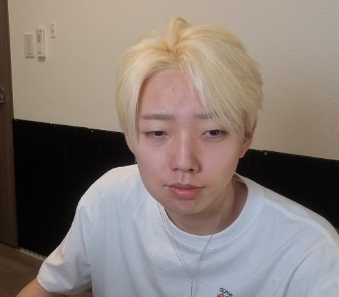 gonsan_vl's tweet photo. 虫歯ですごい顔が腫れてる男

20:30 ~VSPO! SHOWDOWN練習2日目 初見BIND編

https://t.co/IbTHCsvgrm https://t.co/dcg5uU5Yht