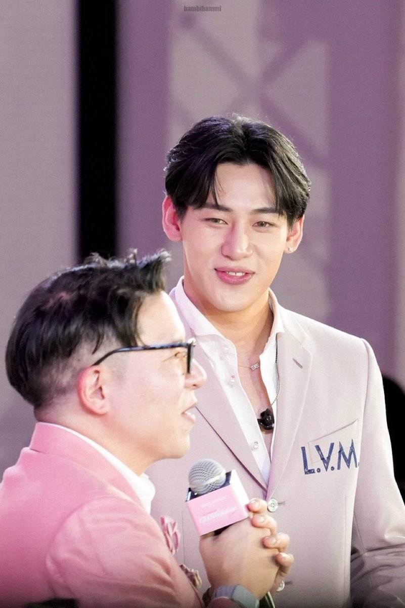 ทู้กกกคนอีกนิดเดวววว อีกนิดแววเราทำได้ พลังคนรักแบมมากองตรงนี้
BAMBAM X SRICHAND PDRN 
#SrichandPDRNxBamBam  
#BamBam <a href="/BamBam1A/">BamBam</a>