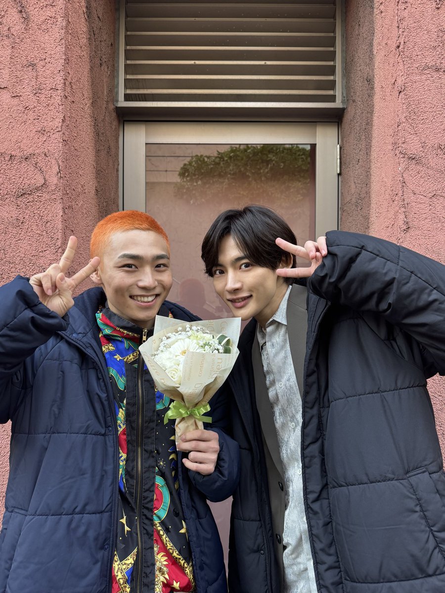 noamusic_japan's tweet photo. #今日のNOA

ドラマ特区『救い、巣喰われ』
本日第4話放送です💫

#八村倫太郎 さんとの撮影は1日だけでしたが、終始とても楽しそうに臨んでいたNOAでした🤭

#NOA が書き下ろしたED主題歌
「Say Yes」もぜひお聴き逃しなく🎧

【放送時間】
23:30〜 tvk(テレビ神奈川)
24:59〜MBS(毎日放送) 
25:30〜TVer,FOD配信スタート

▼TVerでのご視聴はこちら
（お気に入り登録もぜひお願いします⭐️）
https://t.co/zvUgmfswvF

BY NOA STAFF

@dramatokku_mbs 
#ドラマすくすく