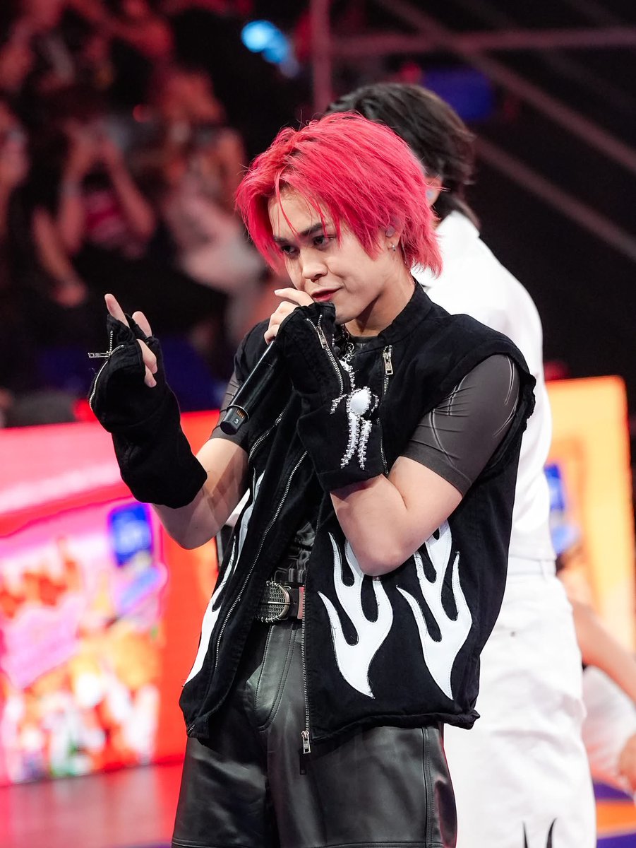 น้องไทโอที่เกิดมาเป็นคนเท่ได้แค่ 5 นาที เวลาที่เหลือ 23 ชม. 55 นาทีดันเป็นคนน่ารักนักสร้างมีมซะงั้น 😆
น่ารักขนาดที่พี่ผู้ชายมักเกิลยังเอ่ยปากชมว่าน้องไทโอน่ารักจิ้มลิ้ม ลูกแม่ร้องไห้ไม่หยุดแล้วววว 5555555555

#THIOTHAMM #THIO #ไทโอ #NexT1DE_THIO #NexT1DE