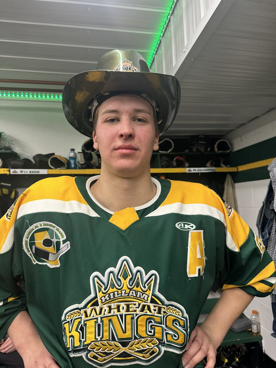 Wheaties WIN !!! 4-3 OT over the <a href="/lloydBandits/">Classic Oilfield Bandits</a> in game 3 of the best of 7 series. Player of the game honors to #8 Schatzzy  #1w #🏆