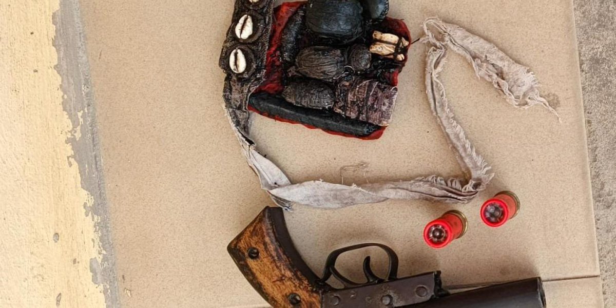 instablog9ja's tweet photo. Oyo Police Command Apprehends Two Suspected Cult Members, recover pistol, charms, other items at The Polytechnic Ibadan https://t.co/7GcVgJDWs9