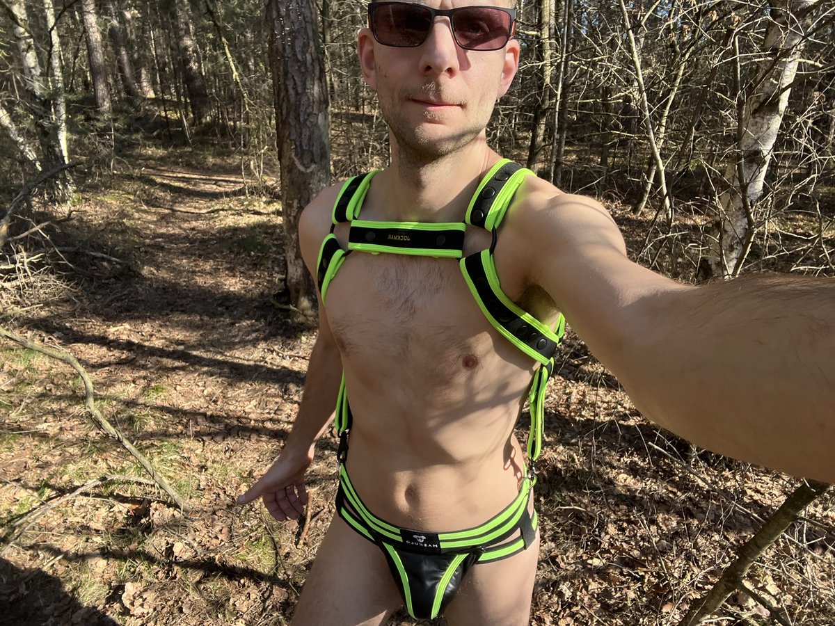 lego1990 tweet media