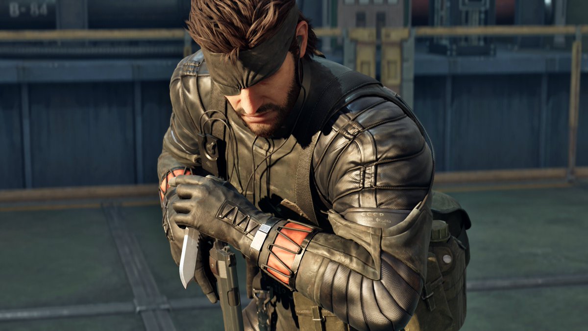 リボルテック アメイジング ヤマグチのネイキッド・スネーク。 写真の