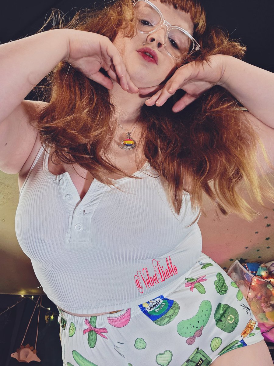 ⎛⎝🔥Vee🔥⎠⎞ tweet media