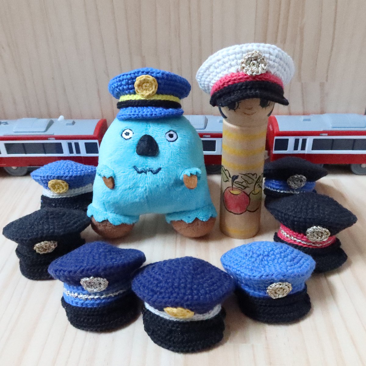 新商品、ミニチュア駅員さん帽子が出来ました✨ 3/14,15にアスパムで