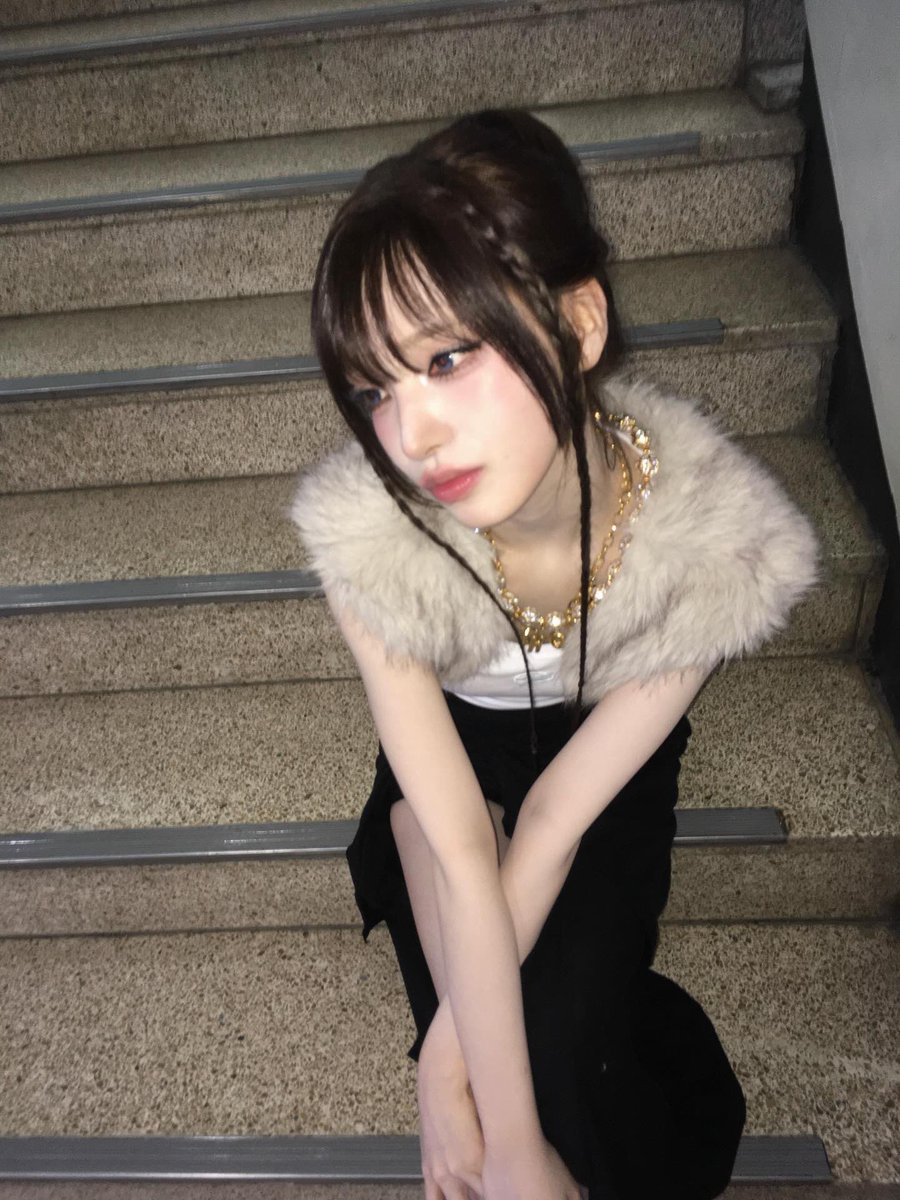 kjwpicture's tweet photo. liz instagram update 📸 #LIZ #리즈 #IVE #아이브 https://t.co/9xfPUnLrNh