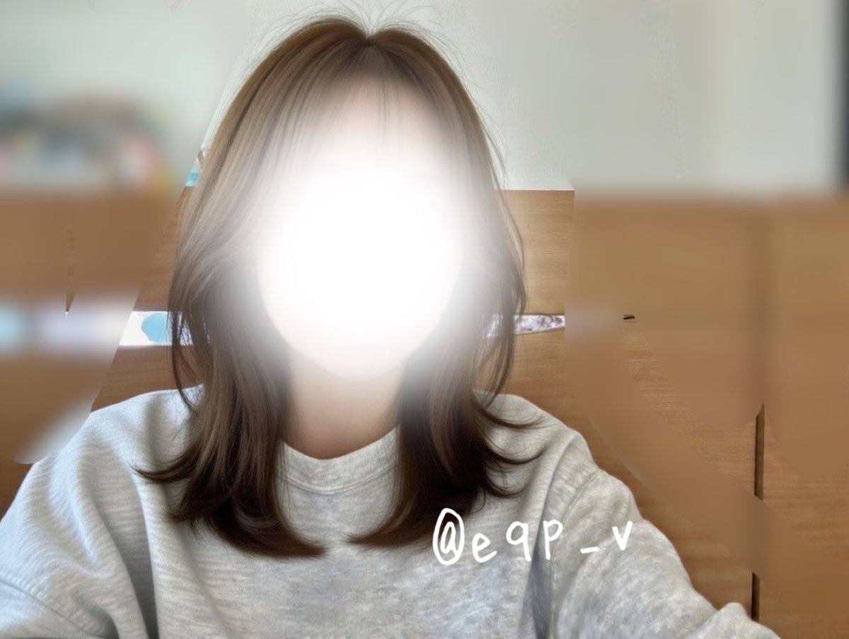 eqp_v's tweet photo. 今日は、お仕事お休みで
おうちでゆっくりしてた~🧸🤍

お部屋の中ちょっと汚かったから
モザイクしちゃった笑

雰囲気どうぞ！🫧 https://t.co/LIva4avwkJ
