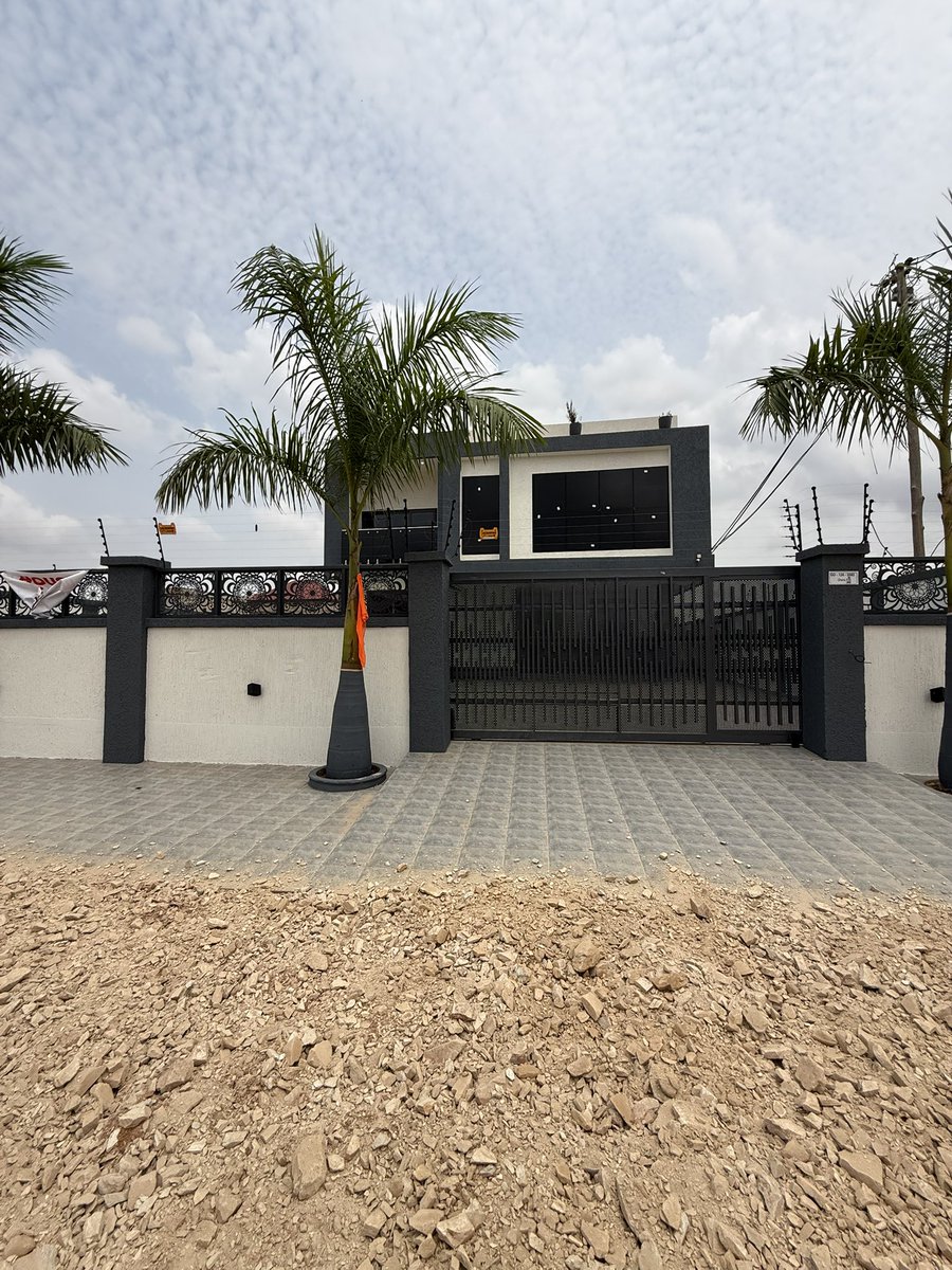 MillicanGh tweet media