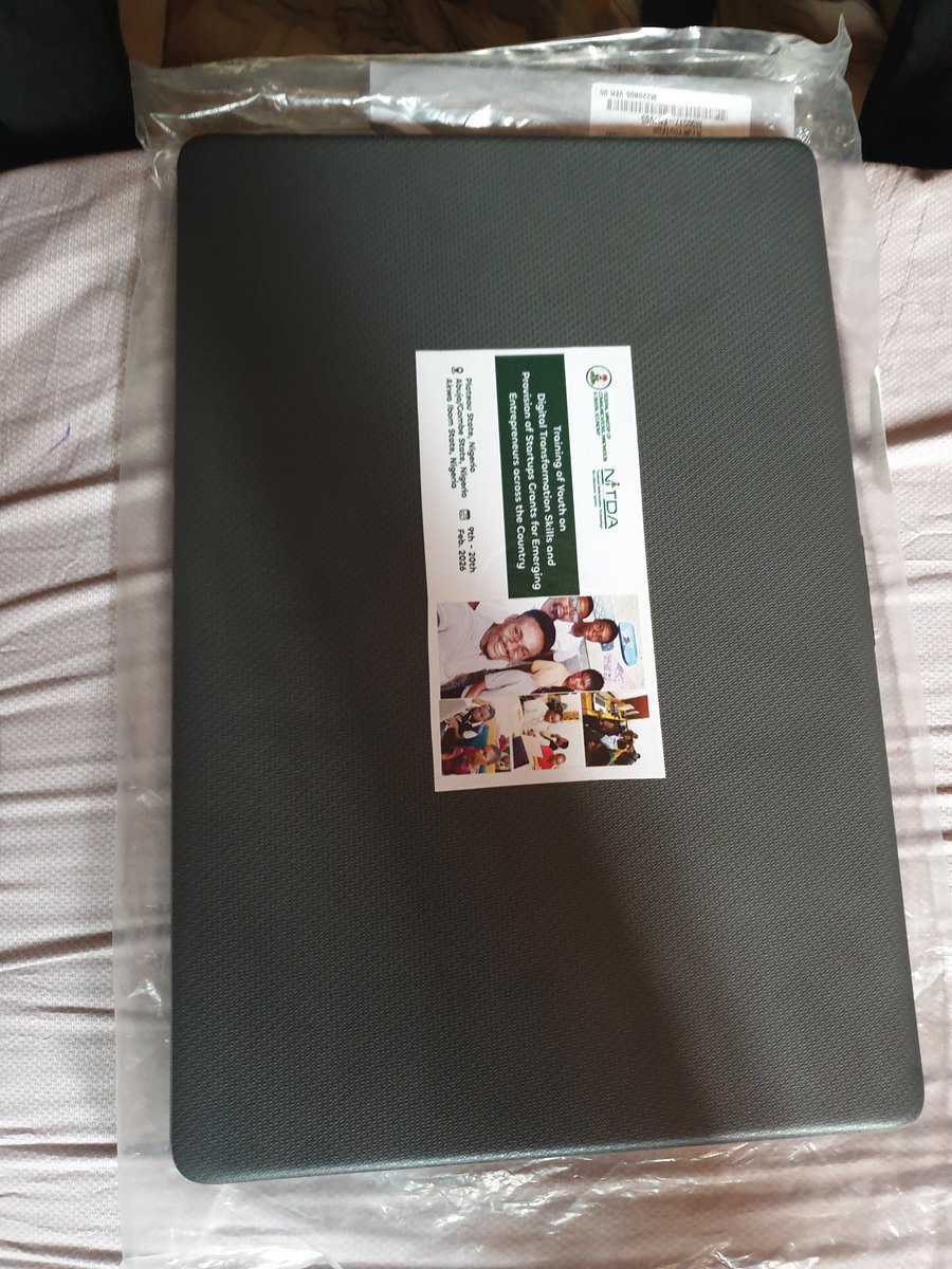 𝐽𝑈𝑆𝑇𝑌𝐵𝐿𝐴𝐶𝐾 𝐸𝑁𝐺𝑅¶ tweet media