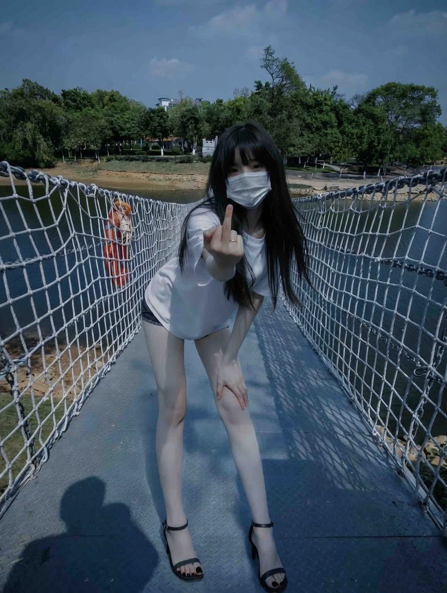 小美少女s tweet media