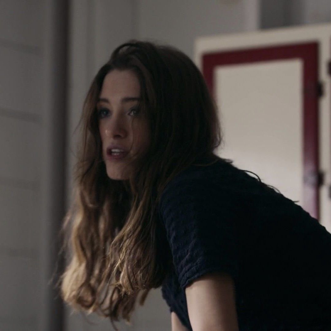 fauxsantos's tweet image. walk #with me