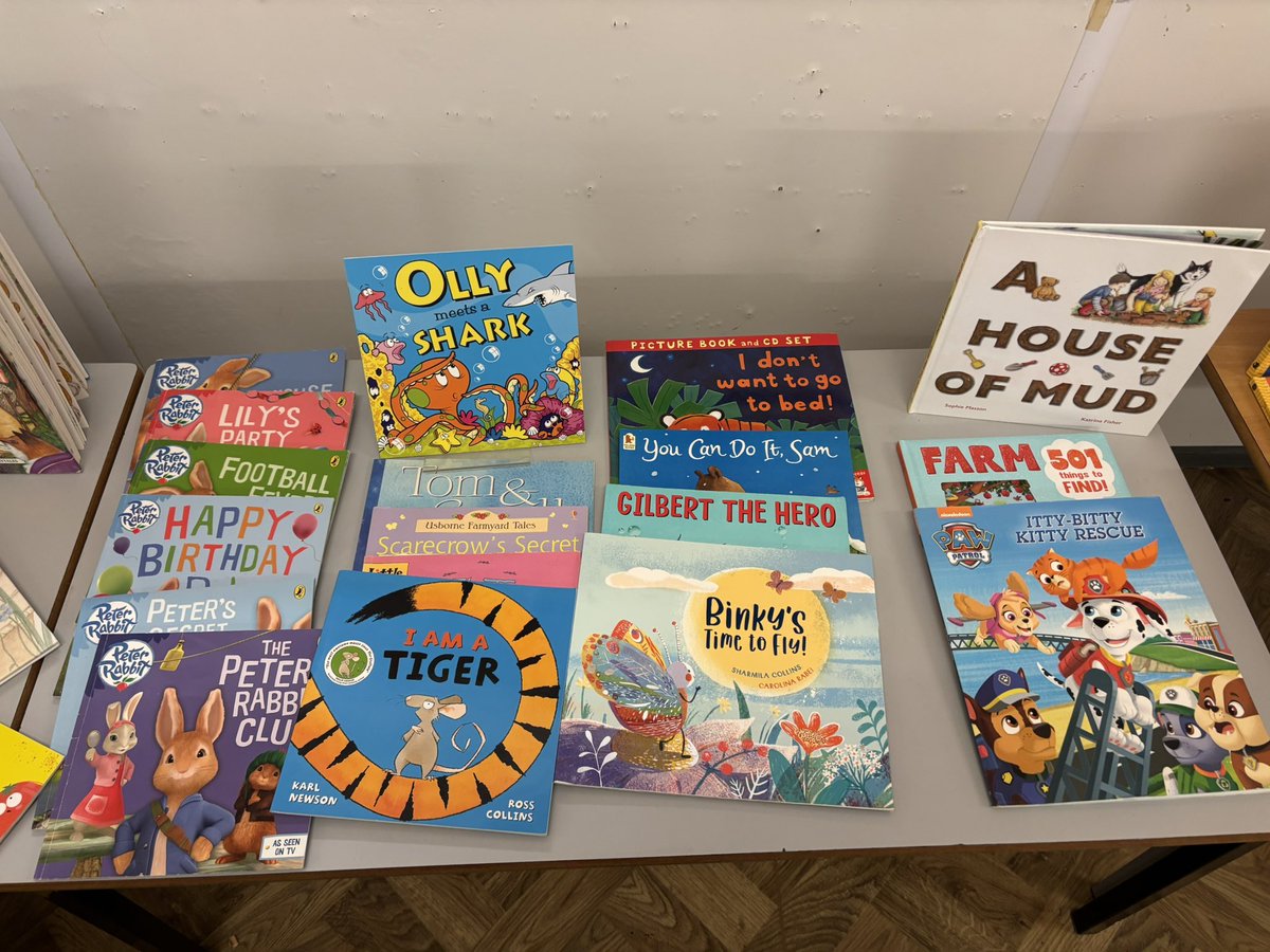 EYTeamHovingham's tweet photo. It’s #WorldBookDay2026 !!! As part of our celebrations, all families are invited into school this morning to choose 2 📚 to take 🏡, share and KEEP! Just another way we’re trying to spread our ❤️ for #reading …l HUGE thanks to @ChildrensBookSF for making this happen! https://t.co/SRtS16yHXI