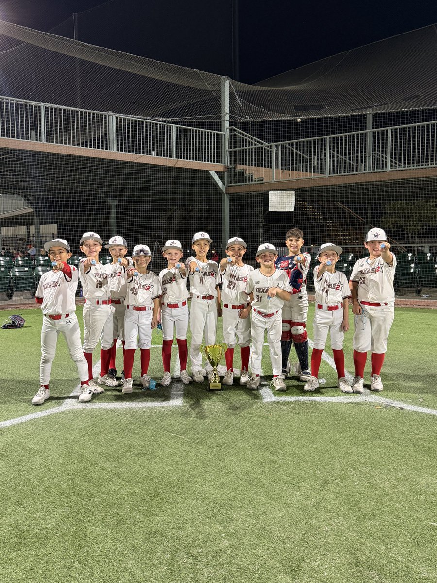 Texas Twelve tweet media