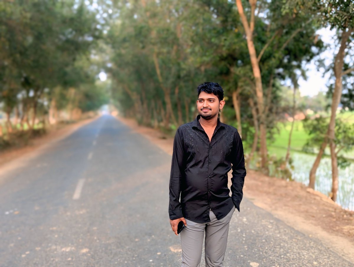 raz_sk85891's tweet image. :It takes trust to keep love alive, - But now is the time for people to trust people, - In times of chaos, instead of changing love, people face problems..!😭🥹
#Bangladesh 
#PTVHOME 
#pura 
#عاجل_الان 
#الرياض_الان_جدة_الان_الطاىف_الان