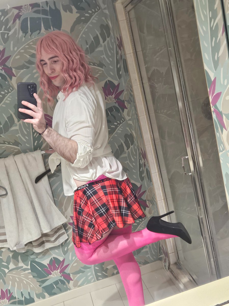 Princess Melissa tweet media