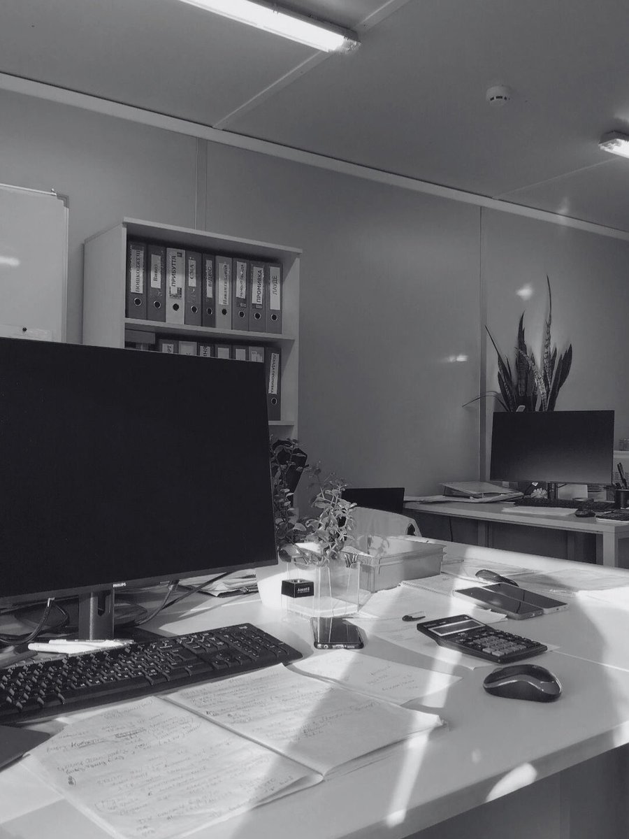 ㅤ

⟟ 𝙏𝙉 𝙏𝙤𝙬𝙚𝙧 𝙃𝙖𝙡𝙡, 𝙅𝙖𝙠𝙖𝙧𝙩𝙖 𝙐𝙩𝙖𝙧𝙖. 5 Maret 2026.

Udah habis gelas ke-2 di kantor! 🥰

ㅤ