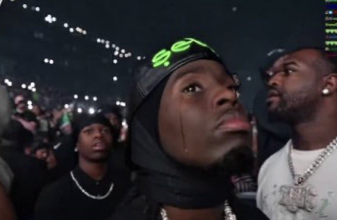 Ghetto Kid ™🔥 tweet media