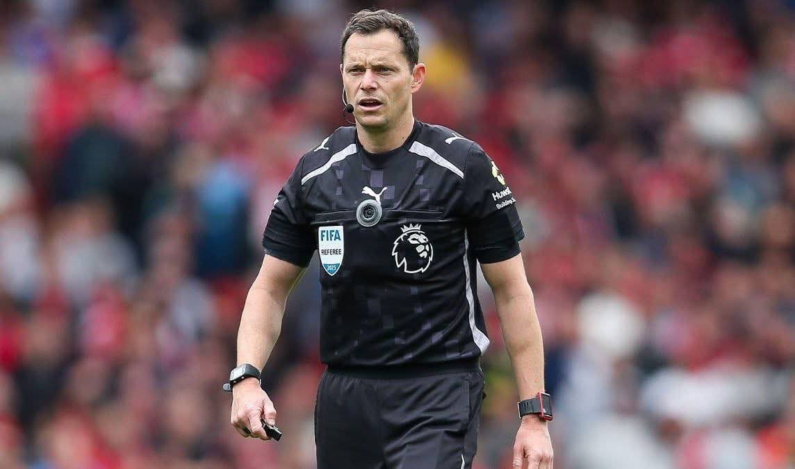 This guy should be investigated!!!!

1- Tot vs Ars he was in VAR and disallowed the Kolo Muani goal for a ballet dive by Maghales.

2- Ars vs Chelsea he allowed Pedro Neto to be punched and Rice to volley ball and wrestle. No penalty given at all.

3- Yesterday, Haaland clearest