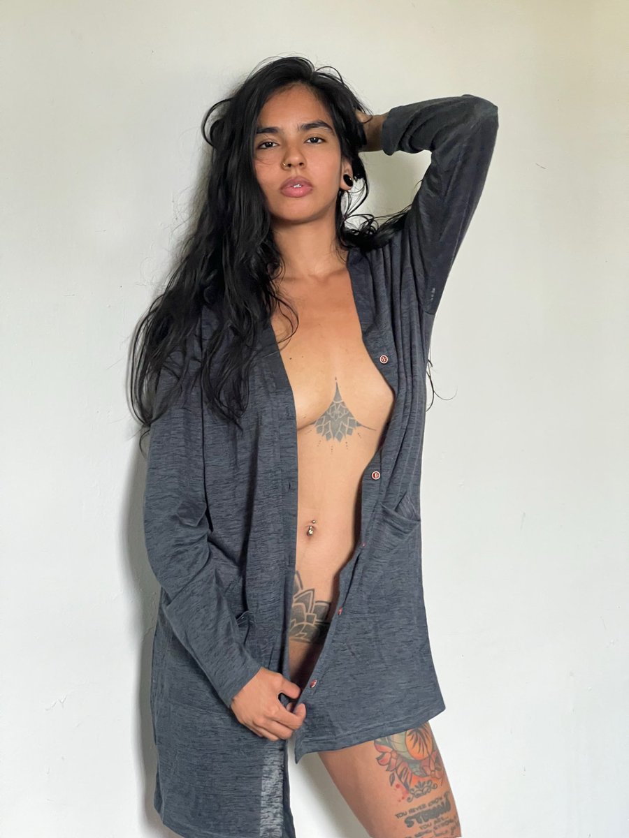 Beyli Fox tweet media