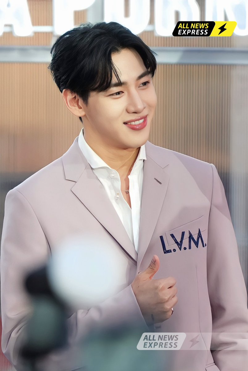 ผ่านหน้าบ้านใครฝากรีรีให้สุดหล่อมี๊หน่อยค่าาาาาา
BAMBAM X SRICHAND PDRN
#SrichandPDRNxBamBam
#BamBam #뱀뱀 <a href="/BamBam1A/">BamBam</a>
