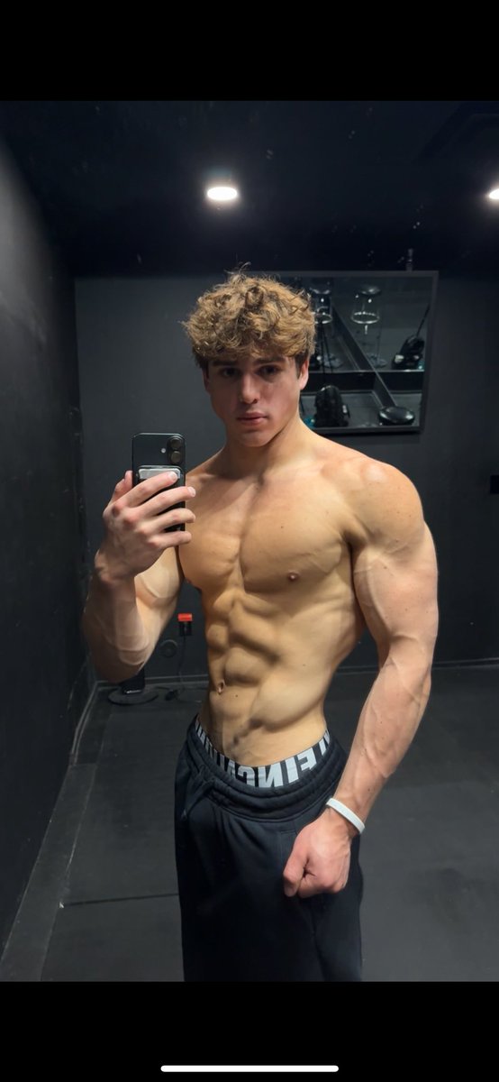 shreddedbrah tweet media