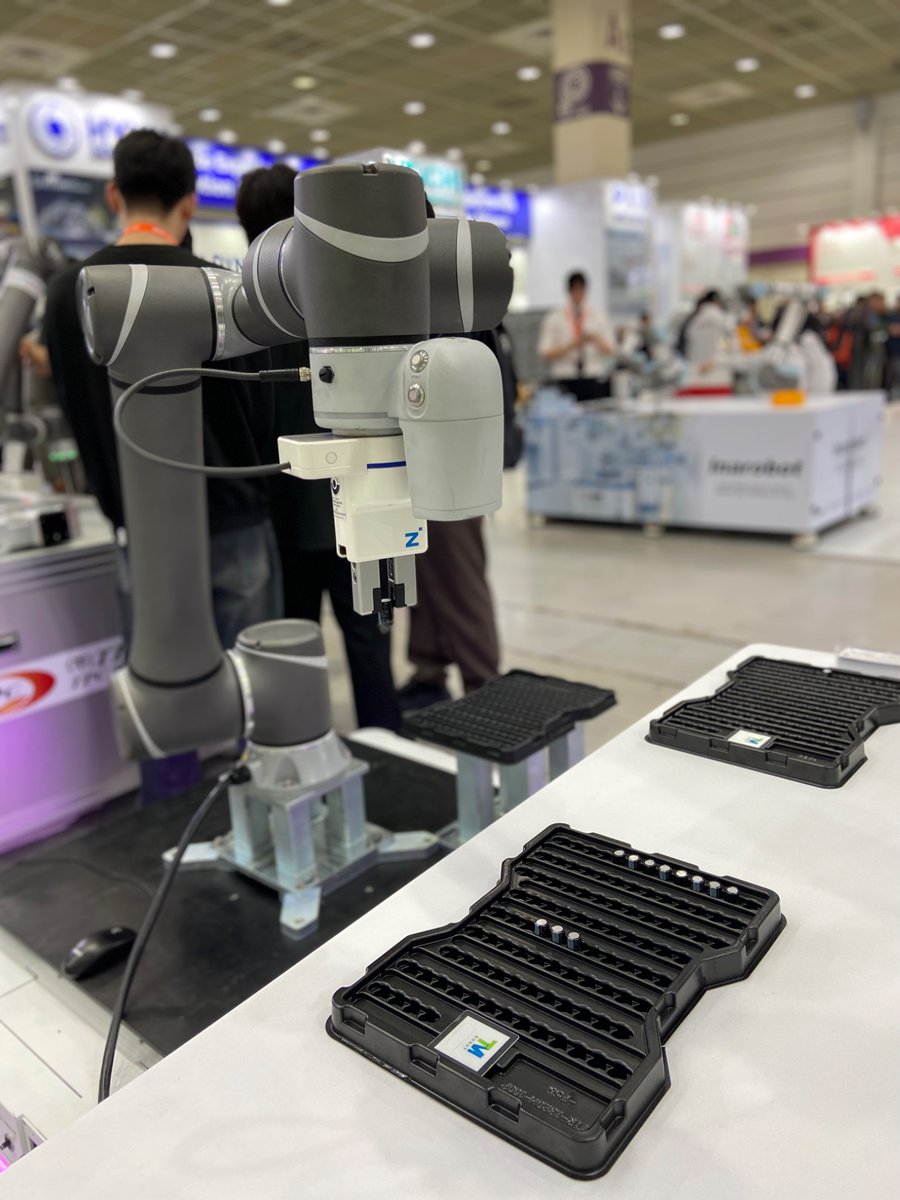 Techman Robot tweet media