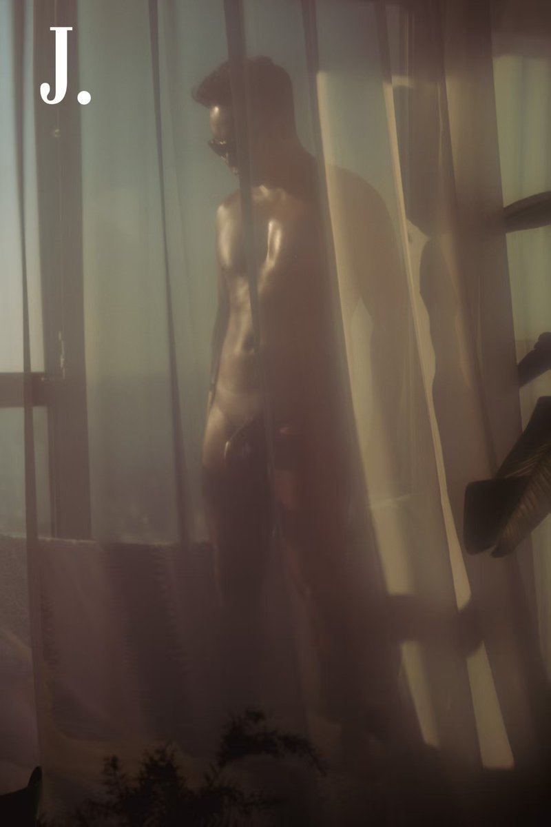 Curtain

- #私房写真 #男体 #黑皮