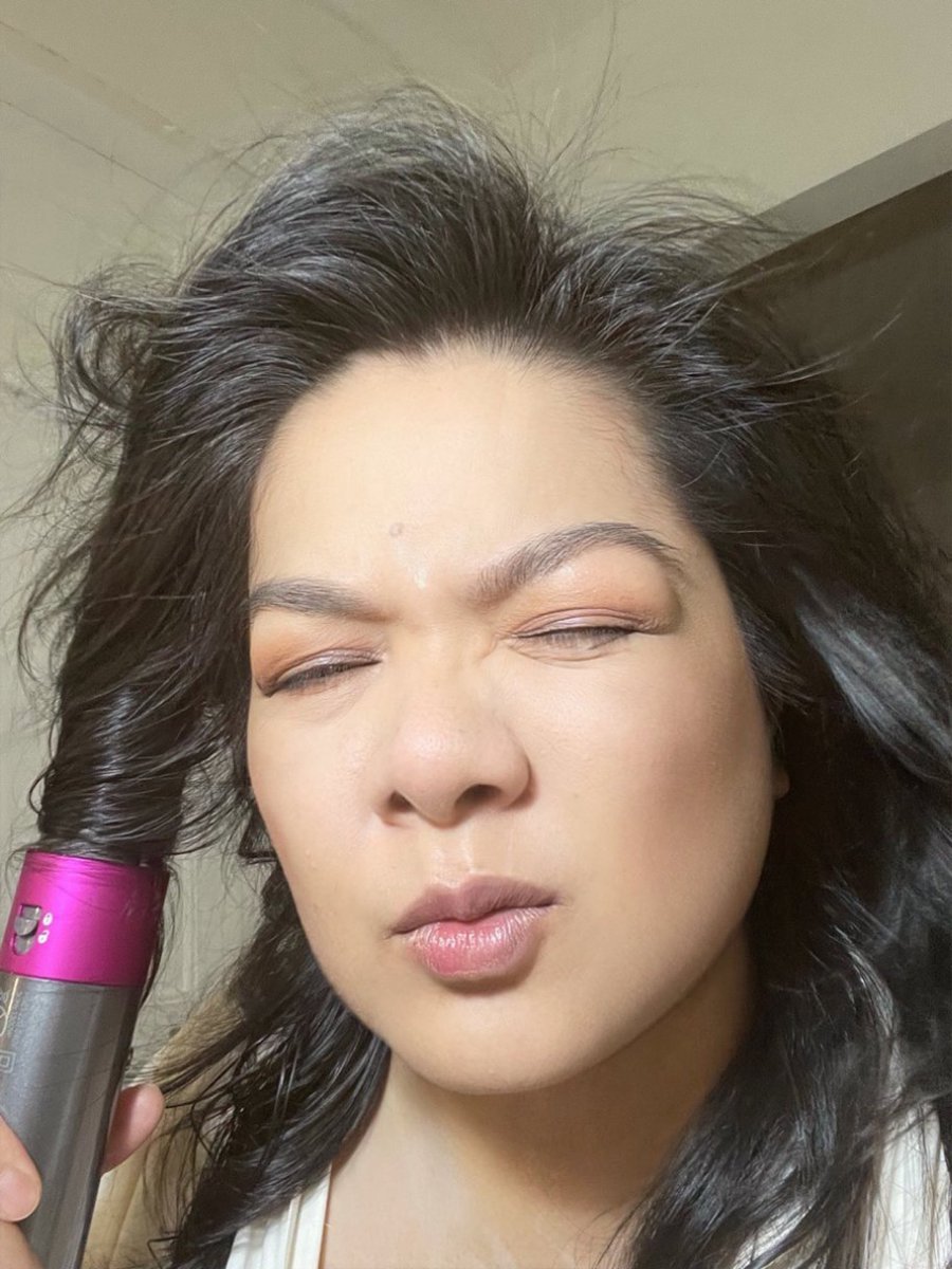 😂😂😂😂😂😂😂😂😂😂

 #GreenyRoseSelcaDay
 <a href="/milephakphum/">mile phakphum</a>  #MilePhakphum