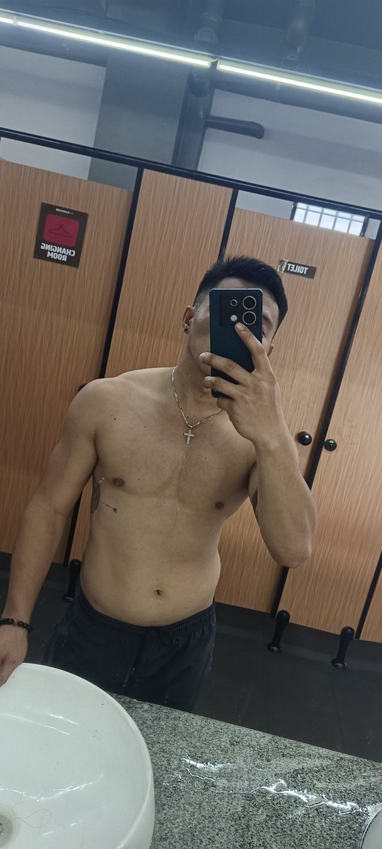 maccoy masahista tweet media