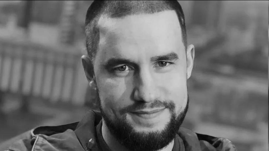 max_otto4's tweet photo. Сегодня, 5 марта, исполняется четыре года как ушел из жизни Герой России, командир легендарного батальона «Спарта» Владимир Жога. Он погиб во время спасения мирных жителей Волновахи.

Батальон «Спарта» после гибели Владимира Жоги возглавил отец Героя - Артём Жога https://t.co/s87ZSo8APx